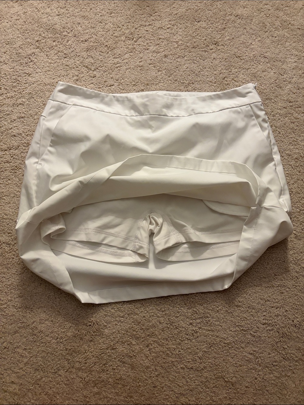 Nike White Women's Mini Skirt golf/tennis skirt - Picture 7 of 7